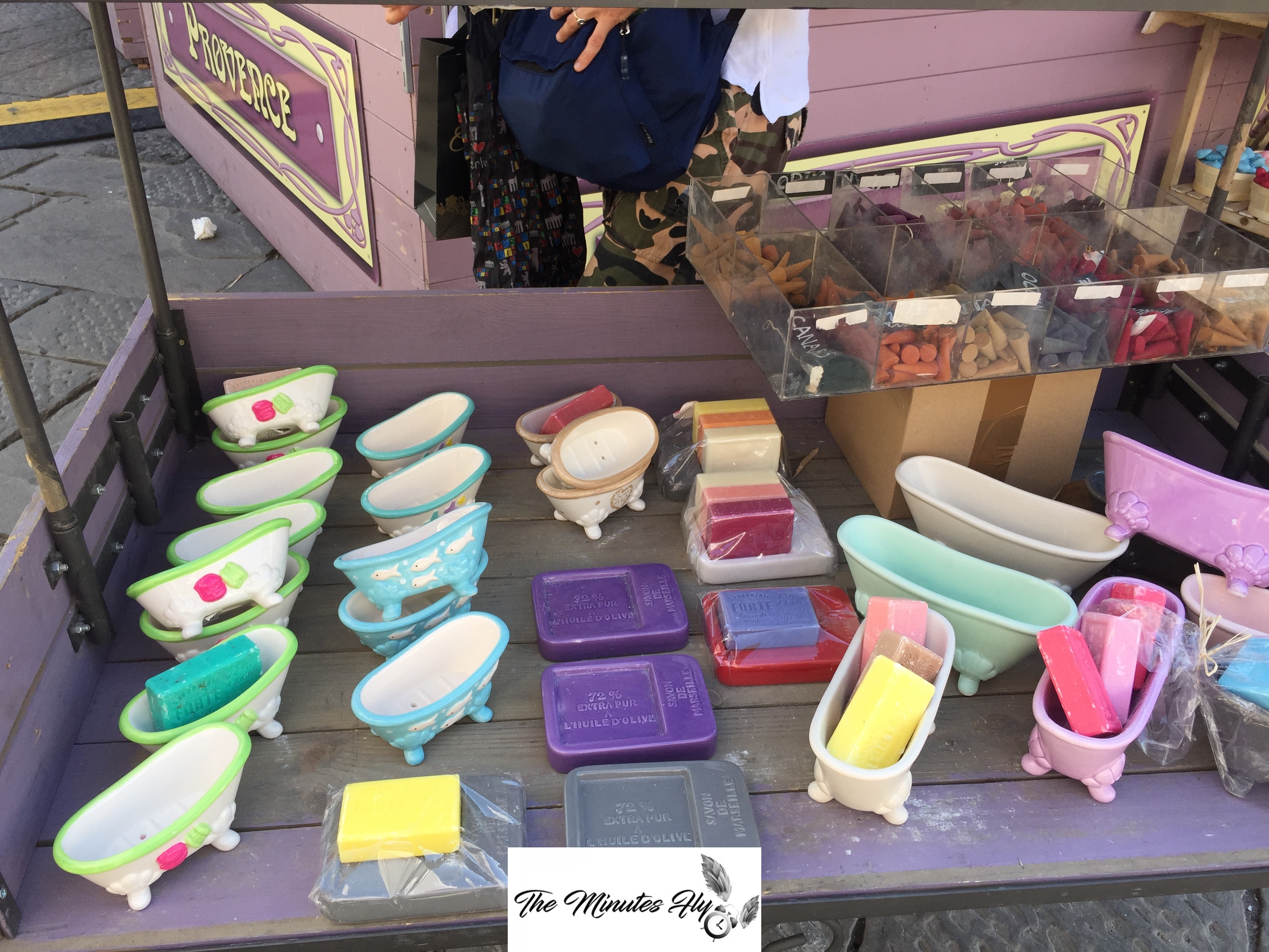 MERCATINO BELLE ÉPOQUE - TRAVEL | The Minutes Fly