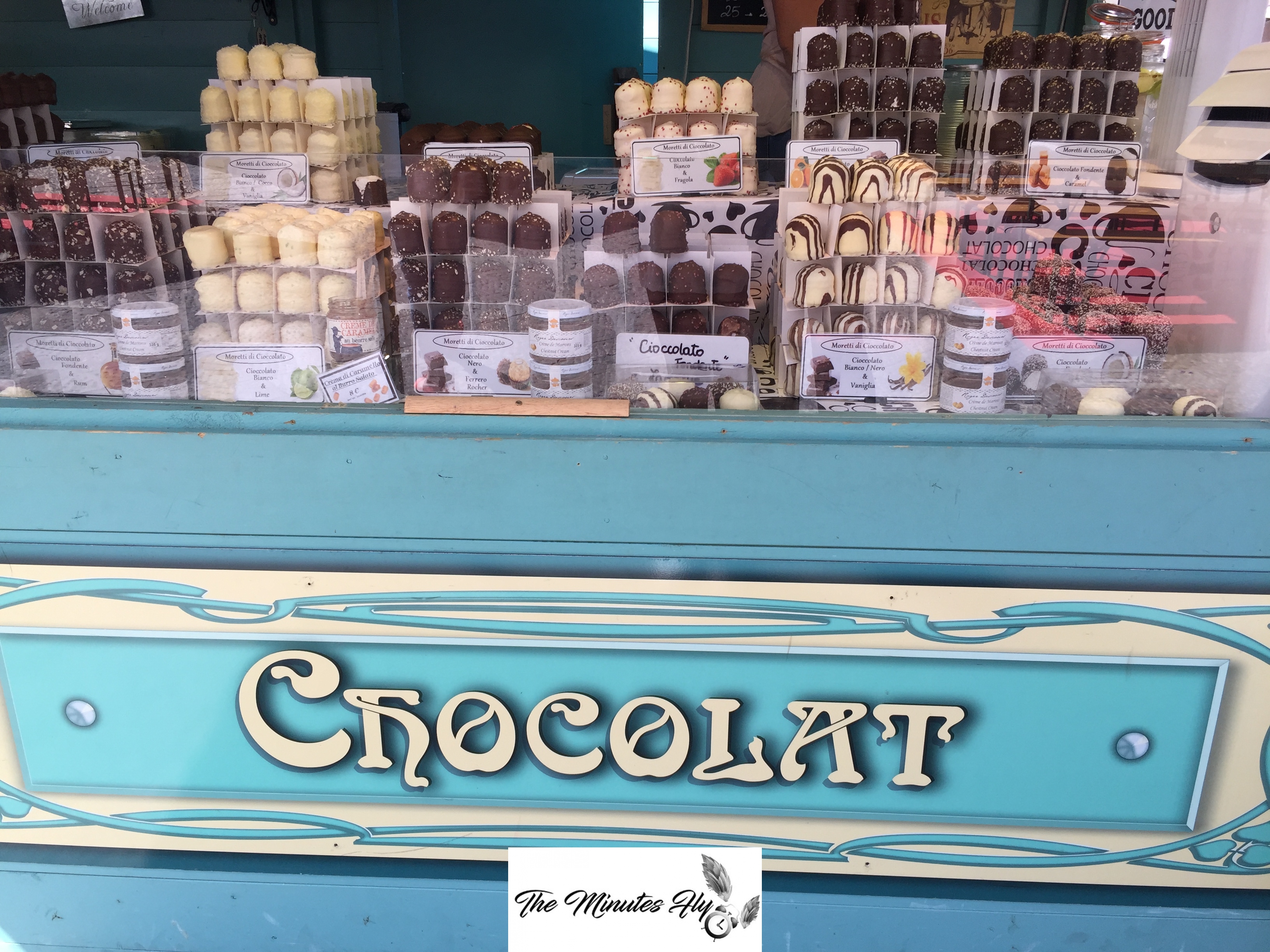 MERCATINO BELLE ÉPOQUE - TRAVEL | The Minutes Fly