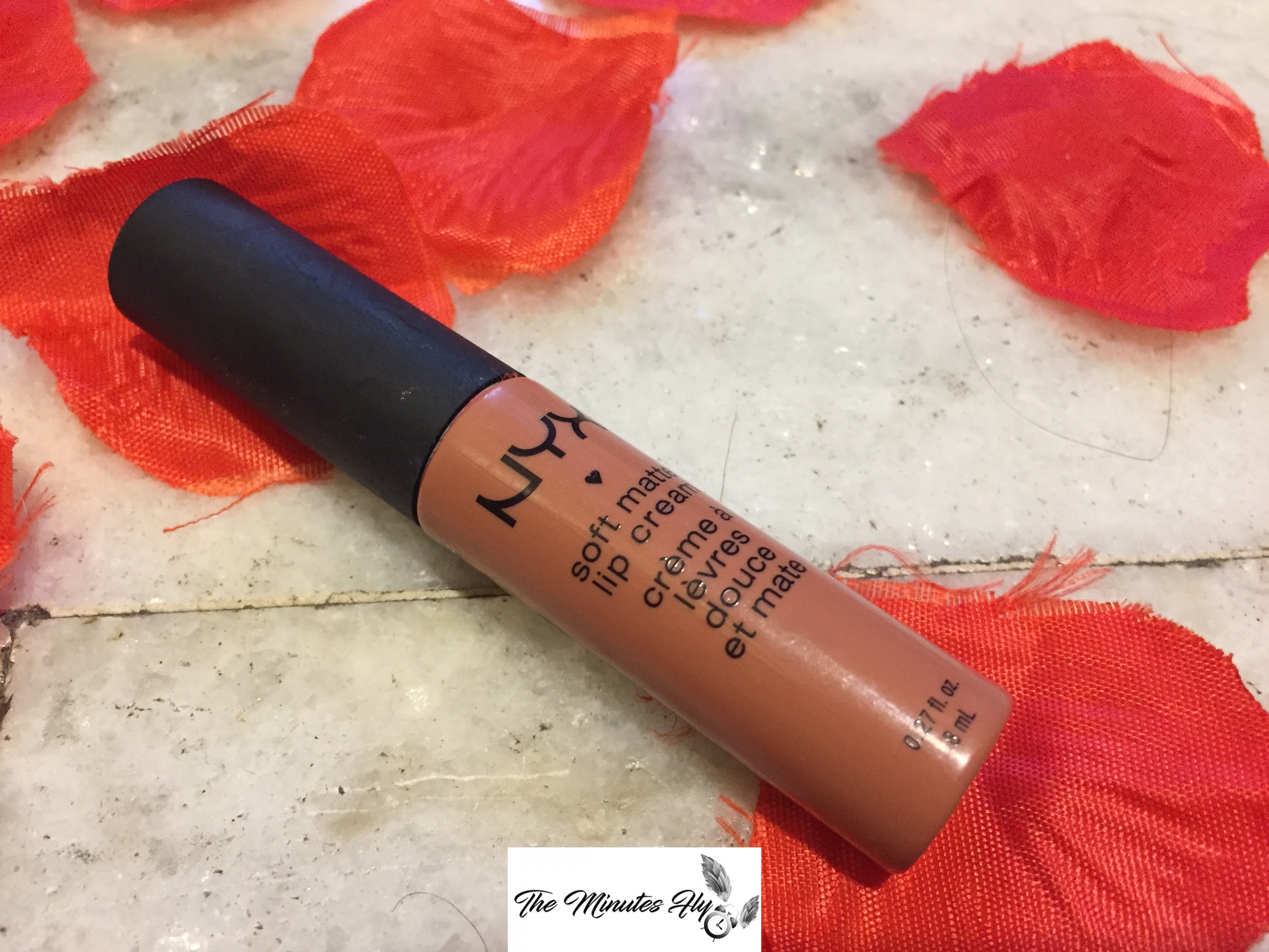 i prodotti makeup indispensabili - beauty - the minutes fly