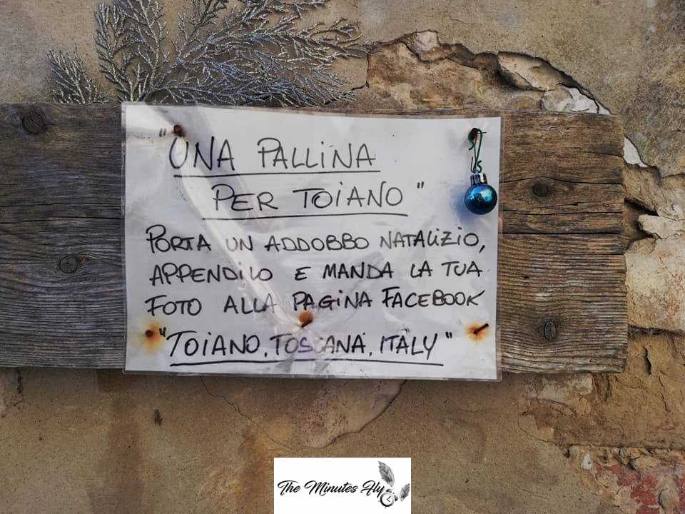 toiano - un addobbo natalizio - una pallina per toiano - paese fantasma - the minutes fly
