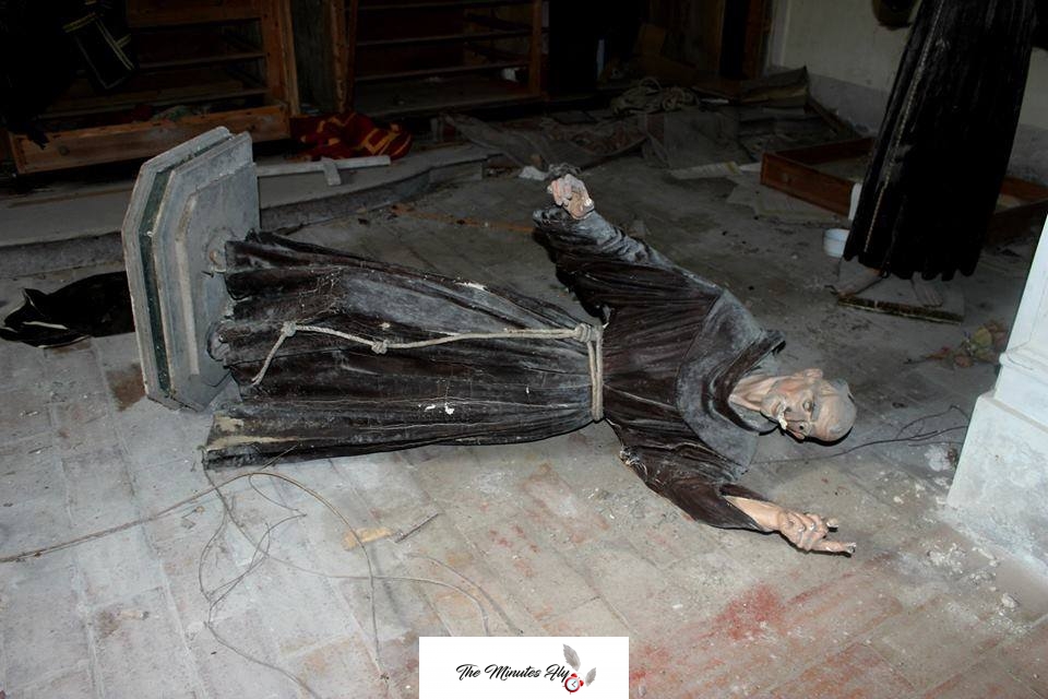 un macabro convento - urbex - the minutes fly - web magazine