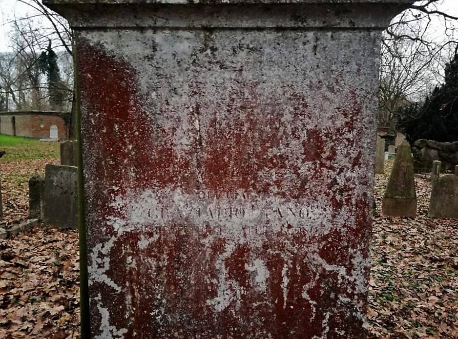 il cimitero ebraico di ferrara - shoah - olocausto - the minutes fly - web magazine - osso di seppia