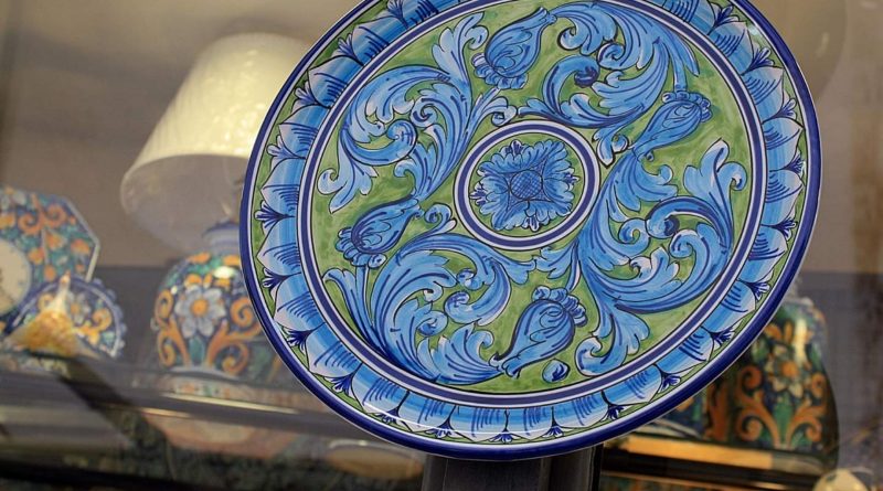 teste di moro - vasi ceramiche Sicilia - the minutes fly - web magazine