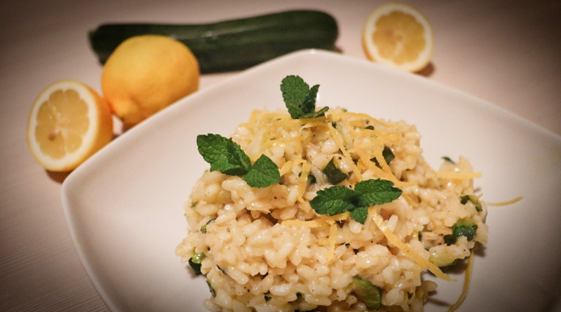 risotto con zucchine, menta e limone