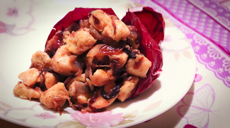 bocconcini di pollo e cuori di radicchio - cornucopia dell'abbondanza con bocconcini di pollo e cuori di radicchio the minutes fly - web magazine