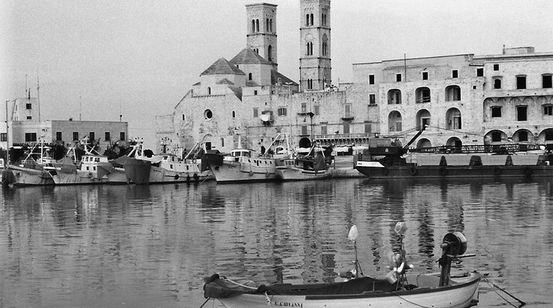 porto di molfetta - seconda guerra mondiale - storie di vita vissuta - guerra the minutes fly - web magazine