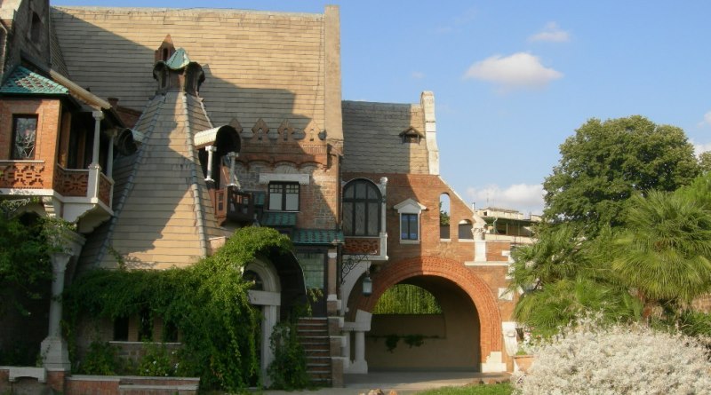 Giornata-Internazionale-Musei-Casina_Delle_Civette_Villa_Torlonia..jpg